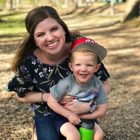 Meet your Posher, Sarah - Picture 1 of 1